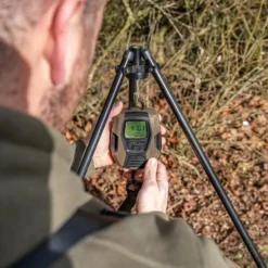 Avid Carp Avid Lok Down Weigh Tri-Pod -Exporteren Vissen Vreugde Winkel 1440501Avid Lok Down Weigh Tri Pod 2